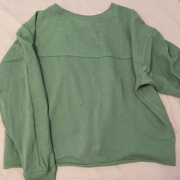 💚Cropped Sweater💚 - Picture 2 of 3
